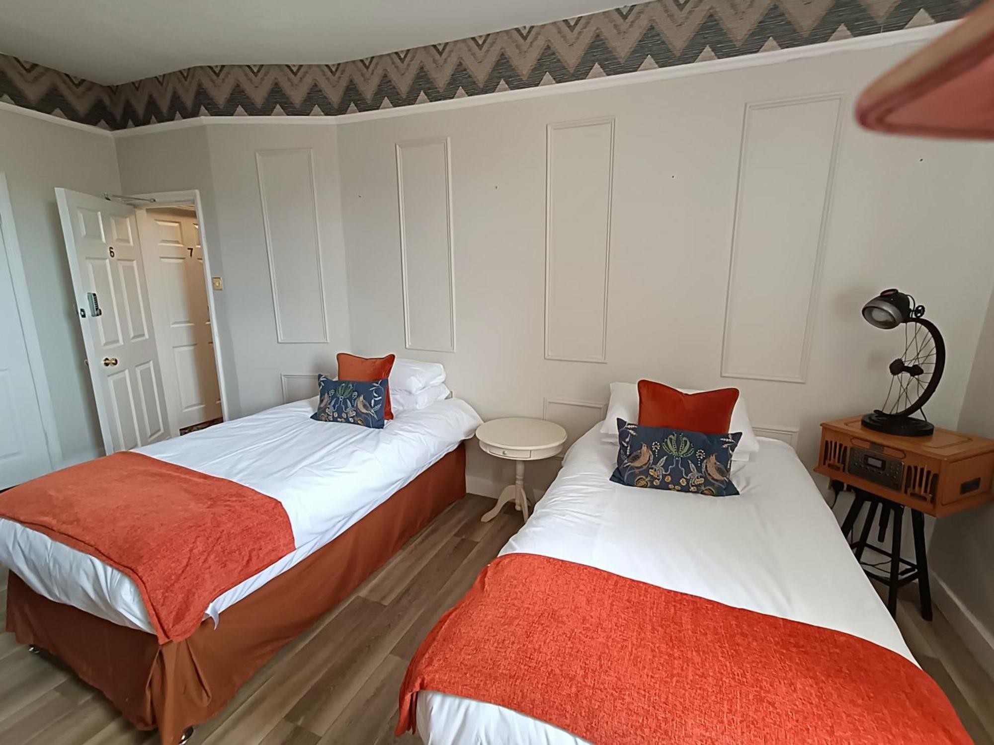 Rooms On The Prom Cheltenham Ngoại thất bức ảnh