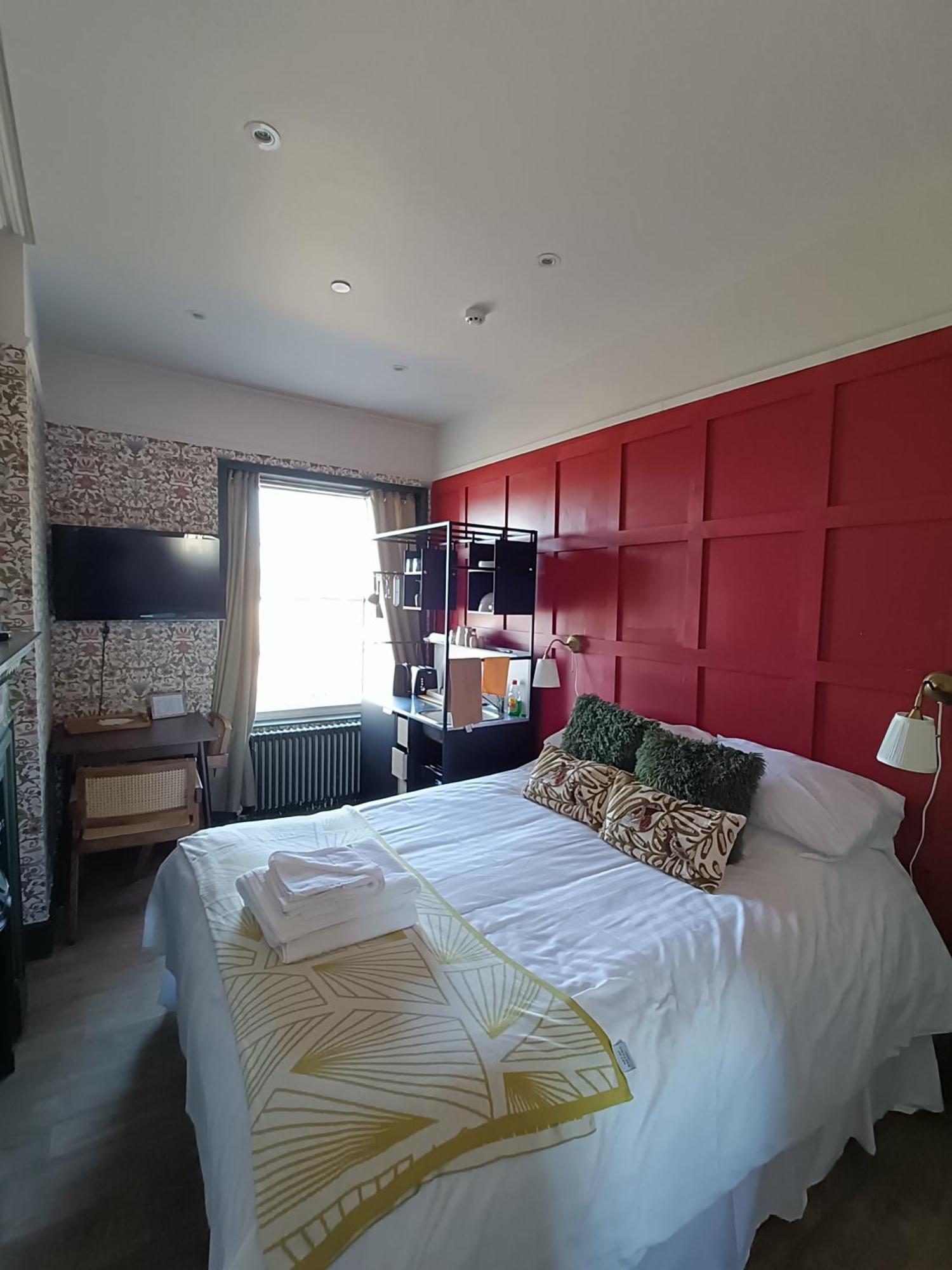 Rooms On The Prom Cheltenham Ngoại thất bức ảnh